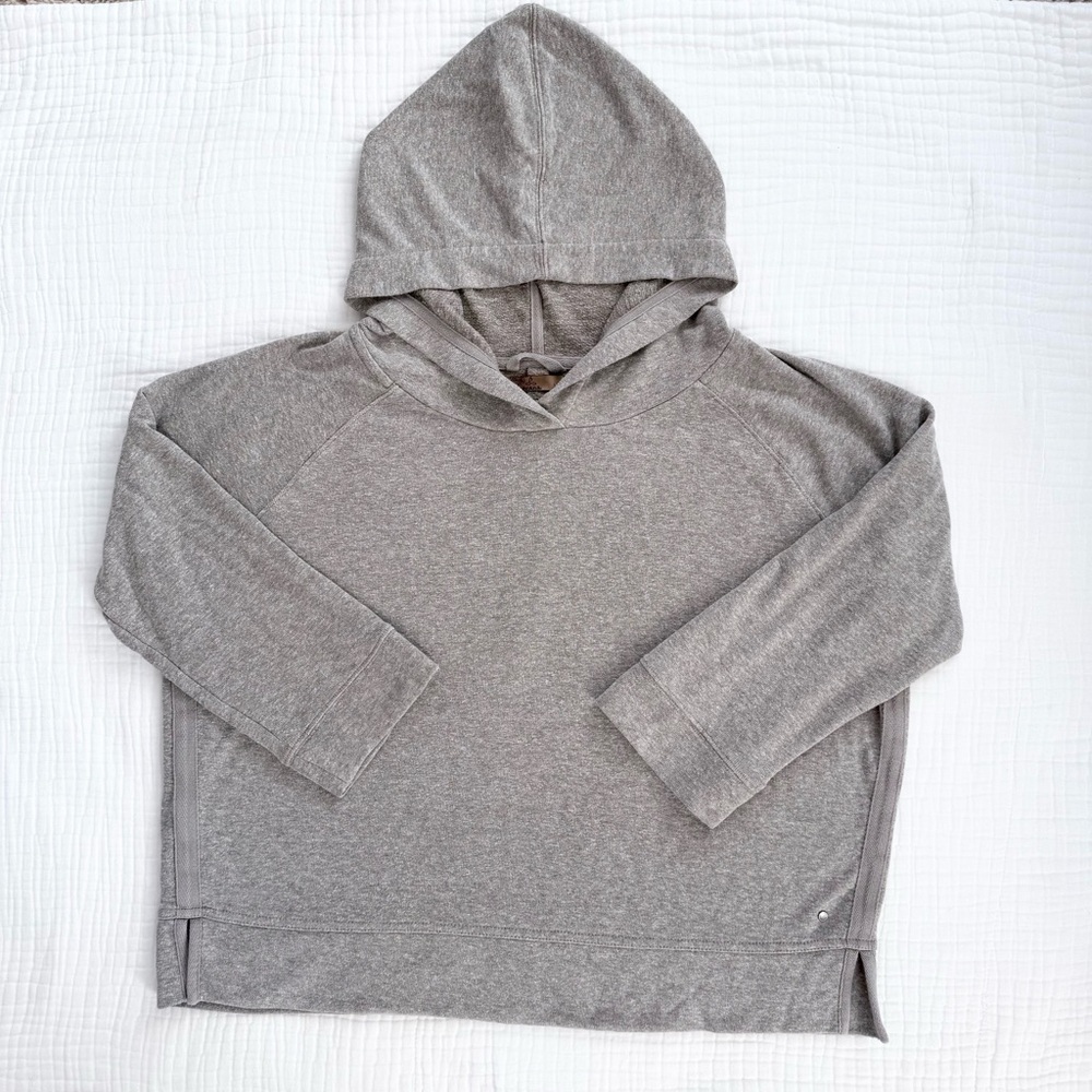 Prana gray hoodie sweatshirt size XL -Cropped with shorter long sleeves - Picture 1 of 15